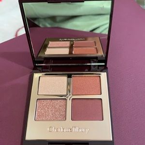 Charlotte tilbury luxury palette